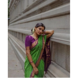 Generic Women's Soft Litchi Silk Jacquard Work Saree With Unstitched Blouse 5.5Mtr (Dark Green)