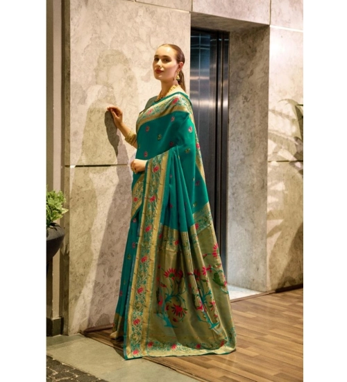 Generic Women's Silk Blend Zari Woven Saree With Unstitched Blouse 5.5Mtr (Green)