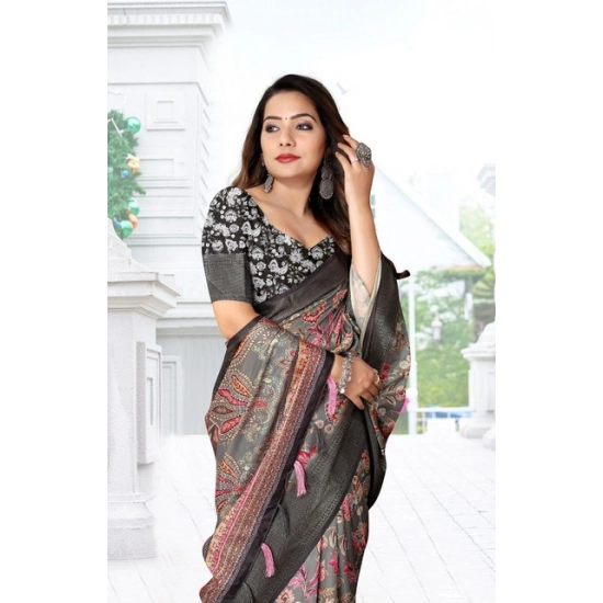 Generic Women's Cotton Silk Floral Printed Saree With Unstitched Blouse 5.5Mtr (Grey-Black) Generic Women's Cotton Silk Floral Printed Saree With Unstitched Blouse 5.5Mtr (Grey-Black)