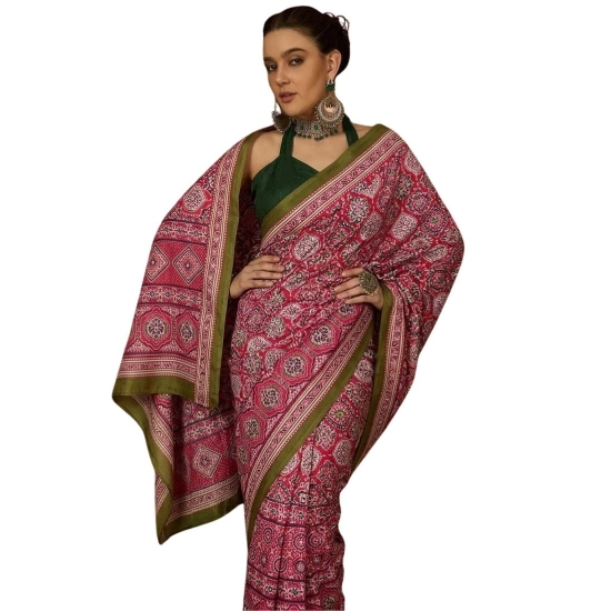 Generic Women's Crepe Printed Saree With Unstitched Blouse 5.5Mtr (Pink) Generic Women's Crepe Printed Saree With Unstitched Blouse 5.5Mtr (Pink)
