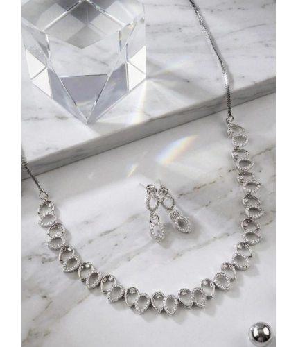 Generic Women's Brass Silver Plated Necklace set (Silver)