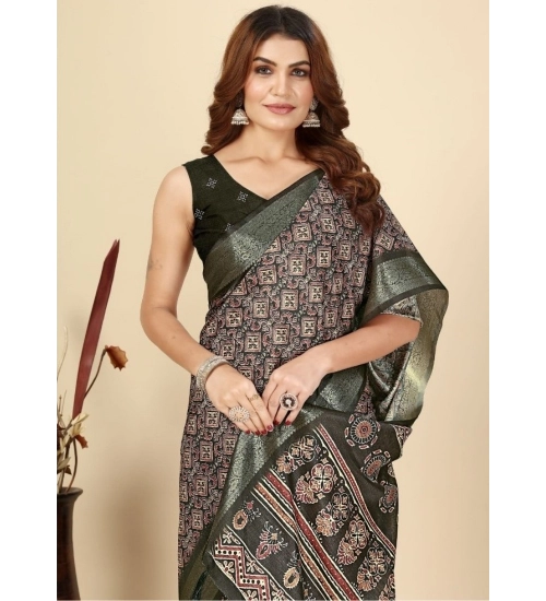 Generic Women's Cotton Blend Printed Saree With Unstitched Blouse 5.5Mtr (Black) Generic Women's Cotton Blend Printed Saree With Unstitched Blouse 5.5Mtr (Black)