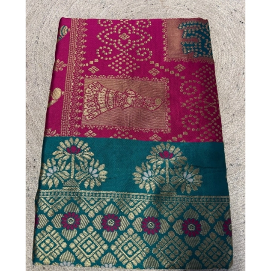 Generic Women's Jacquard Printed Saree With Unstitched Blouse 5.5Mtr (Magenta) Generic Women's Jacquard Printed Saree With Unstitched Blouse 5.5Mtr (Magenta)