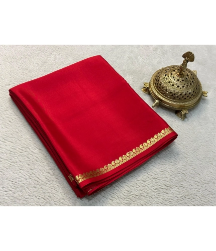 Generic Women's Crepe Chit Pallu Solid Saree With Unstitched Blouse 5.5Mtr (Red)