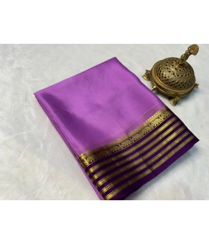 Generic Women's Crepe Chit Pallu Solid Saree With Unstitched Blouse 5.5Mtr (Dark Purple)