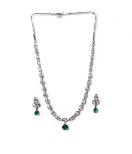 Generic Women's Brass Silver Plated Necklace set (Green)