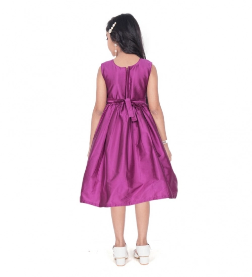 Generic Girl's Taffeta Silk Soild Sleeve Less Round Neck Dress (Purple) Generic Girl's Taffeta Silk Soild Sleeve Less Round Neck Dress (Purple)