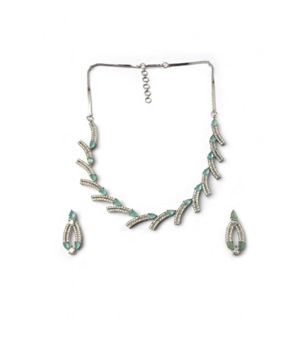 Generic Women's Brass Silver Plated Necklace set (Turquoise)