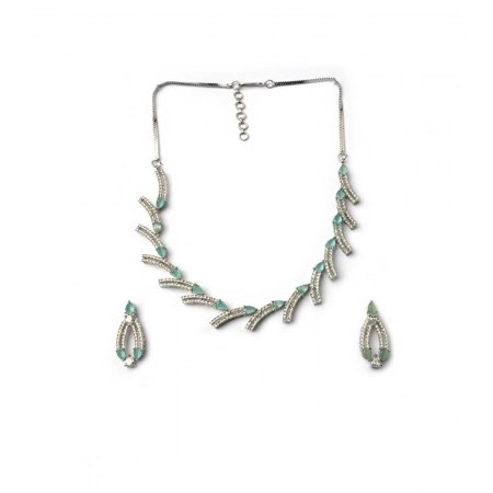Generic Women's Brass Silver Plated Necklace set (Turquoise) Generic Women's Brass Silver Plated Necklace set (Turquoise)