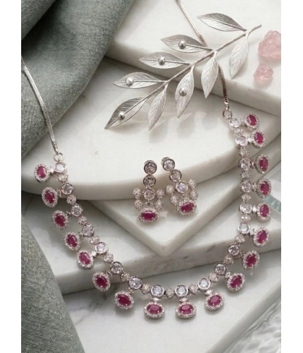 Generic Women's Brass Silver Plated Necklace set (Pink)