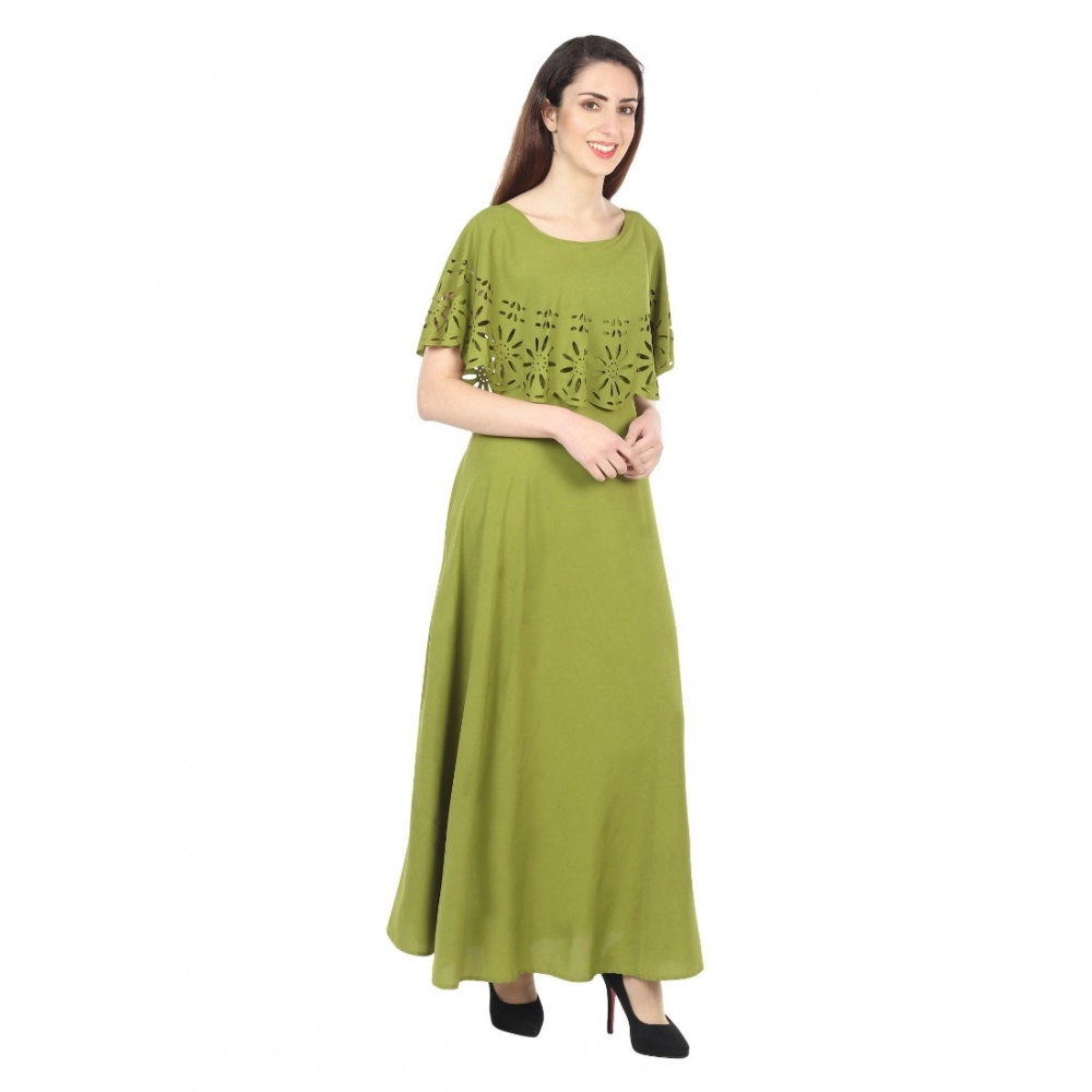 Generic Women's Crepe Solid Sleeveless Full Length Gown(Green) Generic Women's Crepe Solid Sleeveless Full Length Gown(Green)