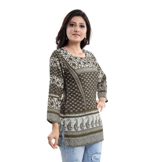 Generic Women's Quarter Sleeve Faux Crepe Printed Short Kurti Tunic Top (Color:Green) Generic Women's Quarter Sleeve Faux Crepe Printed Short Kurti Tunic Top (Color:Green)