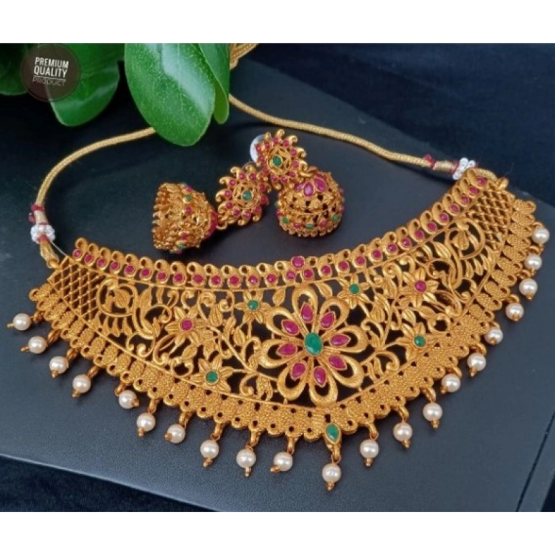 Generic Women's Elegent Temple Chokwer Set With Earrings (Red And Green, Free Size)