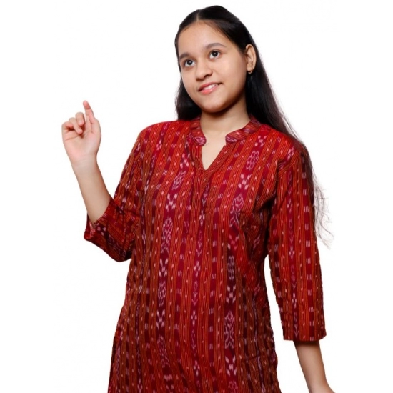 Generic Women's Sambalpuri Certified Handloom Cotton Straight Kurti (Maroon) Generic Women's Sambalpuri Certified Handloom Cotton Straight Kurti (Maroon)