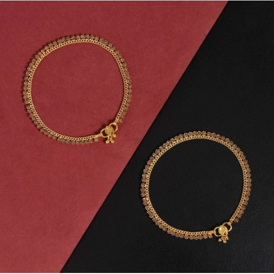 Generic Women's Gold Color Rhinestone Anklets (Free Size: Upto 10") 