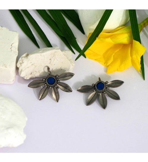 Generic Women's Blue Color Glass Stone Oxidised Earrings 