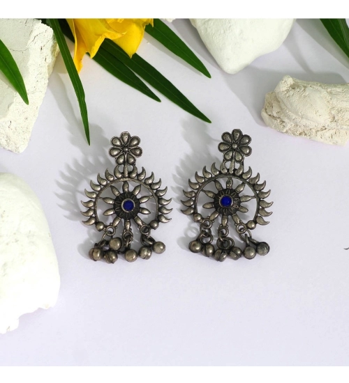 Generic Women's Blue Color Glass Stone Oxidised Earrings 