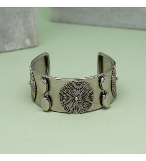 Generic Women's Silver Color Oxidised Adjustable Bracelet Generic Women's Silver Color Oxidised Adjustable Bracelet