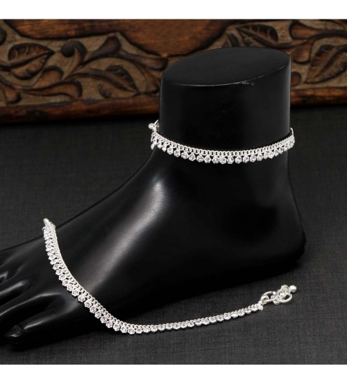 Generic Women's Silver Color Rhinestone Anklets (Free Size: Upto 10&quot;) 