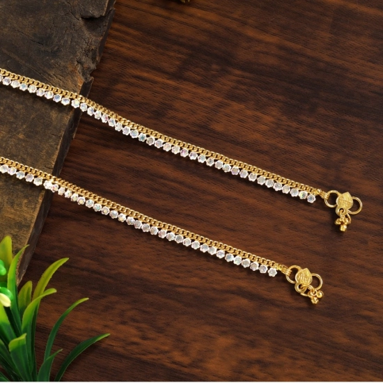 Generic Women's Rainbow Color Anklets (Free Size: Upto 10") 