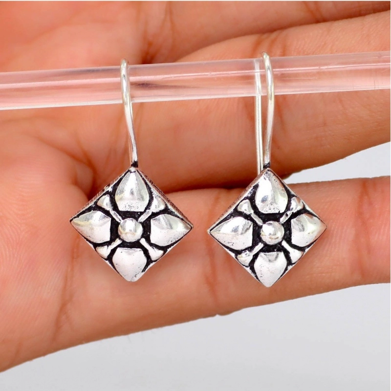 Generic Women's Square Shape Oxidised Silver Plated Stud Brass Earrings 