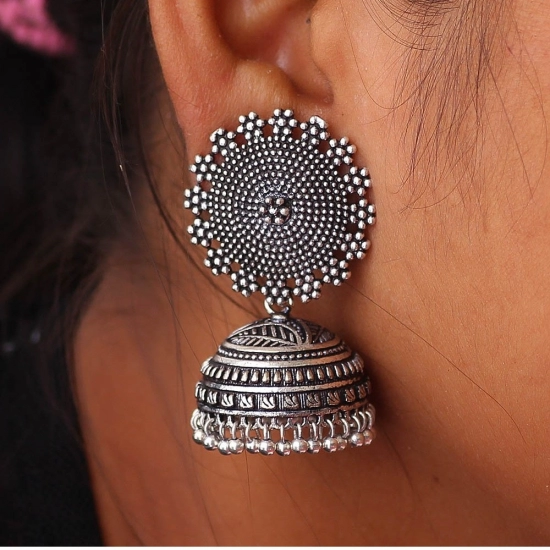 Generic Women's Oxidised Silver Plated Handmade Jhumka Brass Earrings Generic Women's Oxidised Silver Plated Handmade Jhumka Brass Earrings