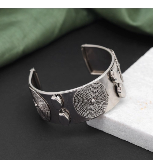 Generic Women's Silver Color Oxidised Adjustable Bracelet 