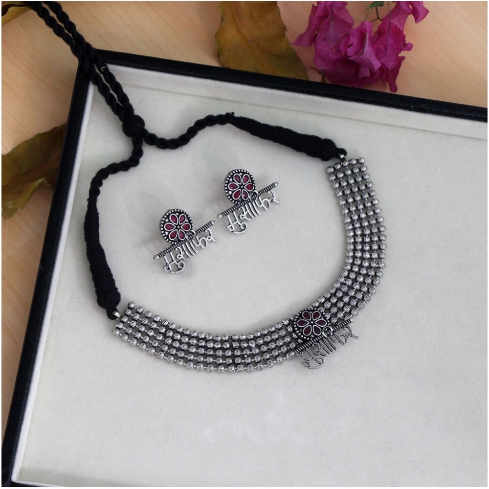Generic Women's Maroon Color Oxidised Temple Necklace Set Generic Women's Maroon Color Oxidised Temple Necklace Set