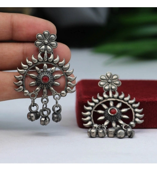 Generic Women's Maroon Color Oxidised Earrings 