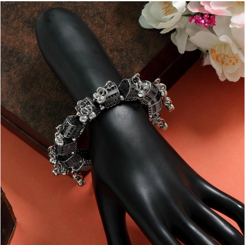 Generic Women's Silver Color Oxidised Adjustable Bracelet 