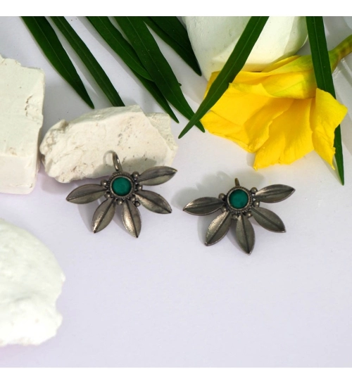 Generic Women's Green Color Oxidised Earrings 