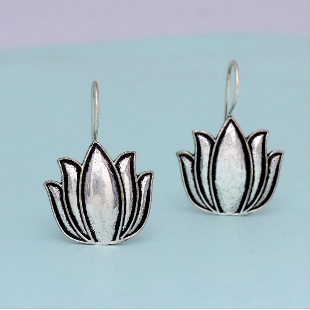Generic Women's Lotus Oxidised Silver Plated Stud Dangler Earrings 