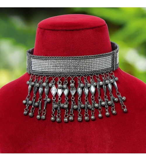 Generic Women's White Color Oxidised Necklace Generic Women's White Color Oxidised Necklace