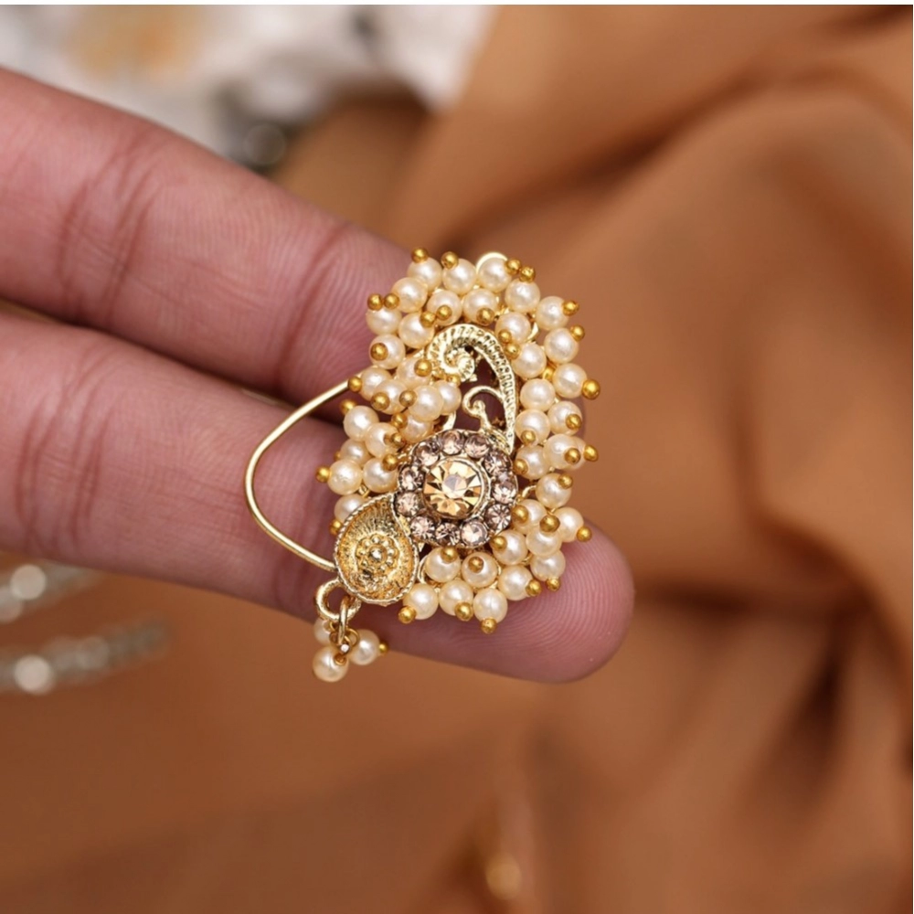 Generic Women's Gold Color Nose Pin 
