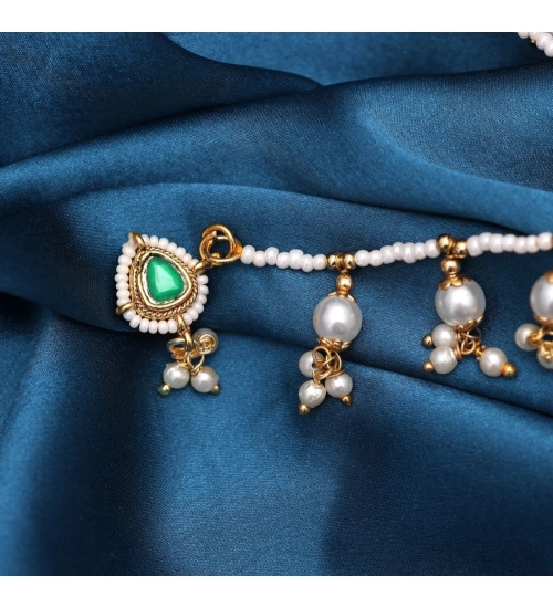 Generic Women's Green Color Nose Nath 