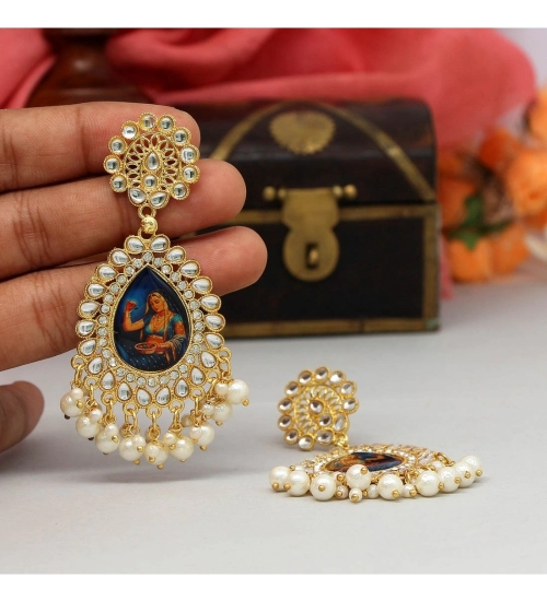 Generic Women's Multi Color Kundan Kundan Earrings 