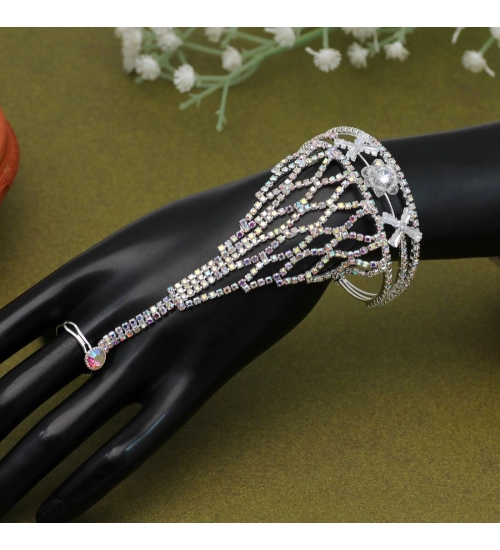 Generic Women's White Color Hathphool Adjustable Bracelet