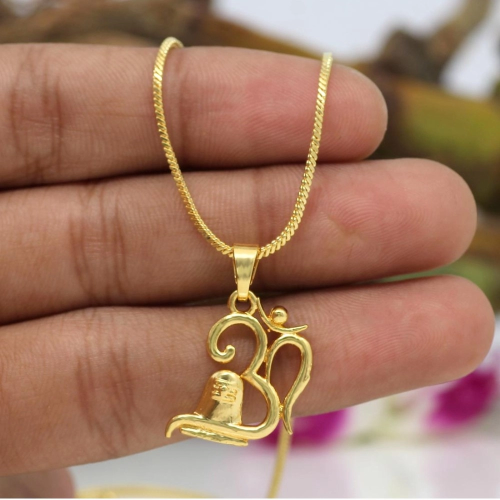 Generic Women's Gold Color Om Temple Locket 