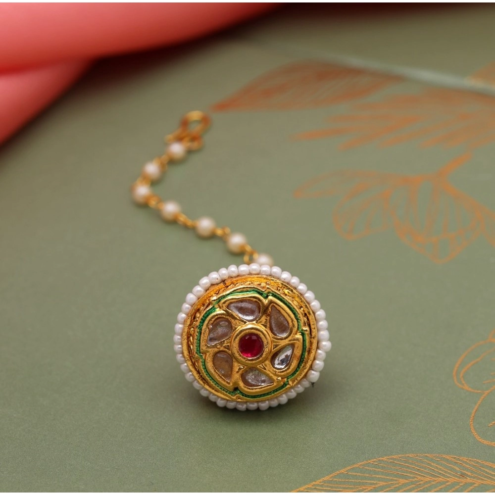 Generic Women's Maroon &amp; Green Color Kundan Meena Borla Tikka 