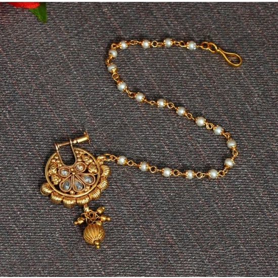 Generic Women's White Color Nose Nath 