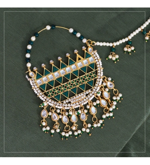 Generic Women's Green Color Kundan &amp; Beads Nose Nath 