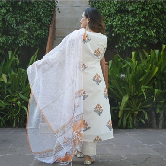 Generic Women's Casual 3/4th Sleeve Printed Cotton Kurti Set (White) Generic Women's Casual 3/4th Sleeve Printed Cotton Kurti Set (White)
