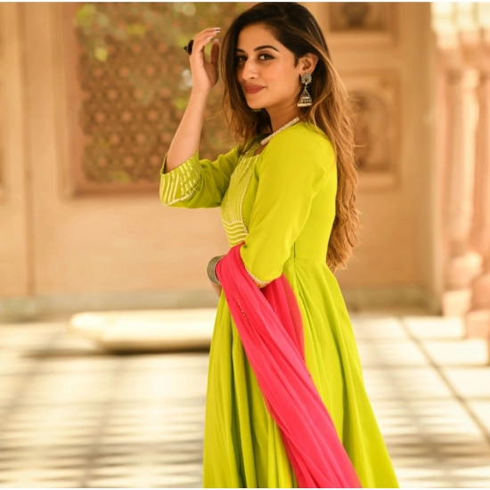 Generic Women's Casual 3/4th Sleeve Solid Cotton Kurti Set (Light Green) Generic Women's Casual 3/4th Sleeve Solid Cotton Kurti Set (Light Green)