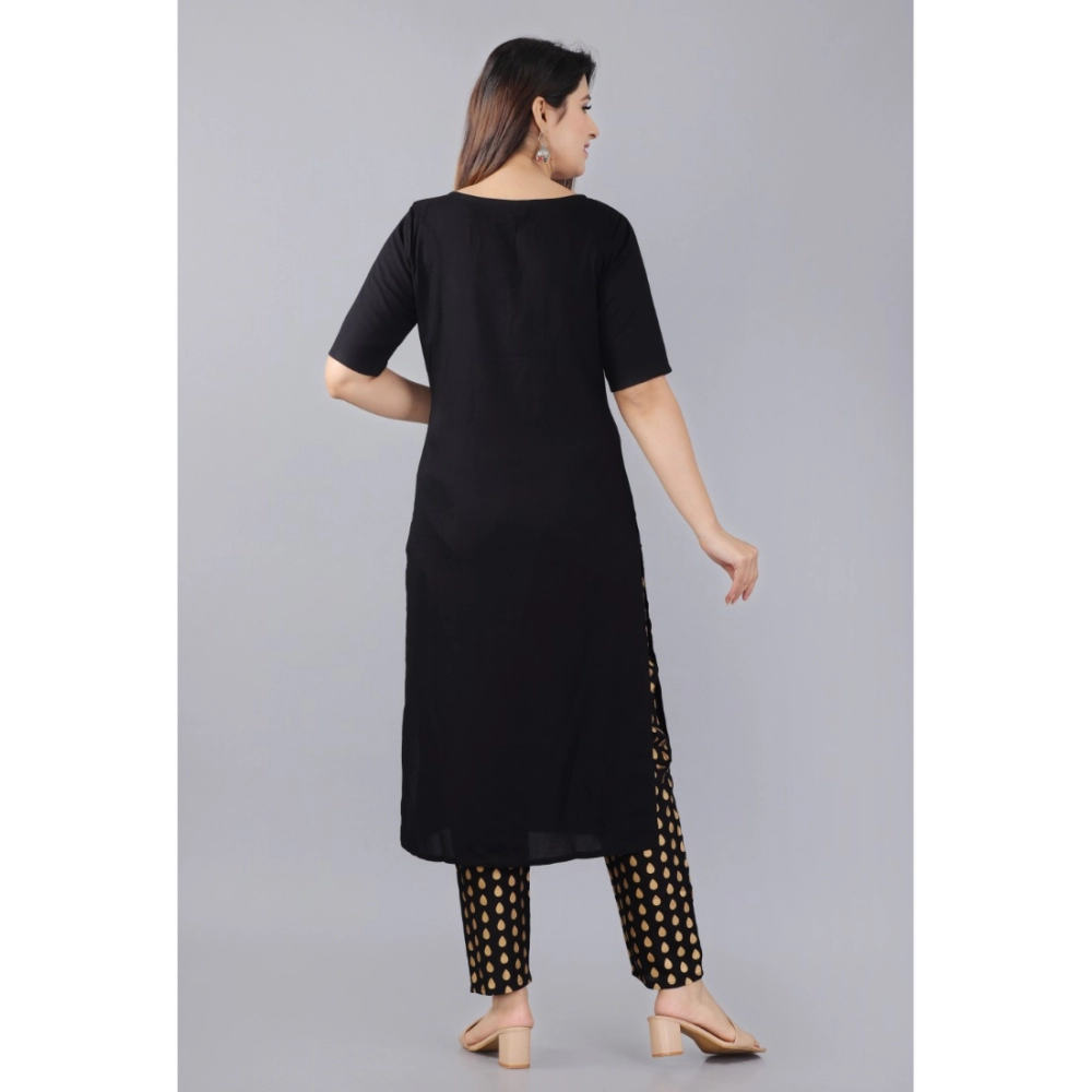 Women's Casual Half Sleeve Solid Rayon Kurti With Pant And Dupatta Set (Black)