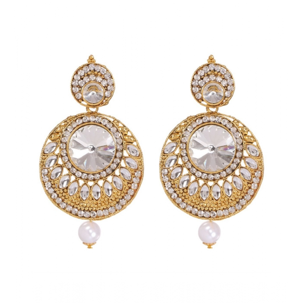 Women's Rose Gold Plated Alloy Kundan Earrings & Mangtikka (White)