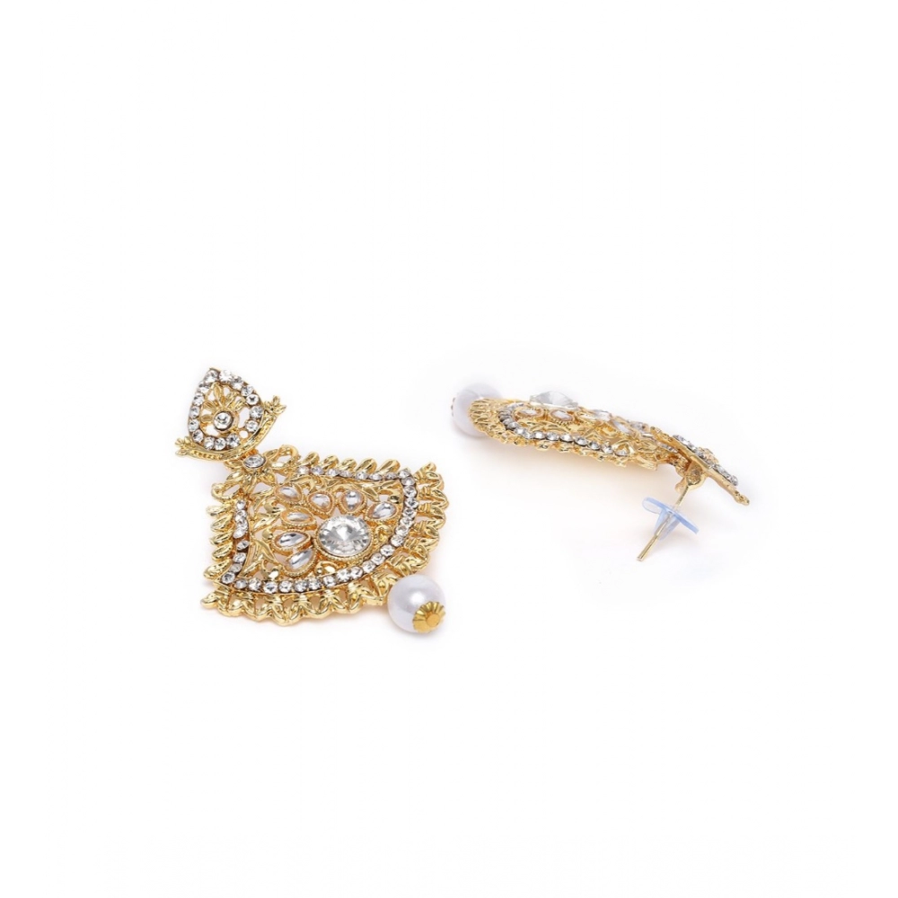 Women's Rose Gold Plated Alloy Kundan Earrings & Mangtikka (White)