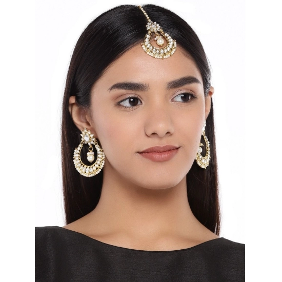 Generic Women's Rose Gold Plated Alloy Kundan Earrings & Mangtikka (White) Generic Women's Rose Gold Plated Alloy Kundan Earrings & Mangtikka (White)