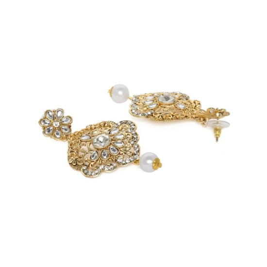 Generic Women's Rose Gold Plated Alloy Kundan Earrings & Mangtikka (White) Generic Women's Rose Gold Plated Alloy Kundan Earrings & Mangtikka (White)