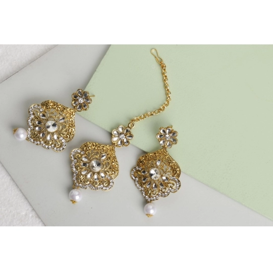 Generic Women's Rose Gold Plated Alloy Kundan Earrings & Mangtikka (White) Generic Women's Rose Gold Plated Alloy Kundan Earrings & Mangtikka (White)