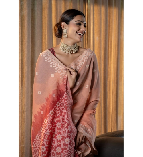 Generic Women's Mulmul Cotton Printed Saree With Unstitched Blouse (Peach, 5-6 Mtrs)